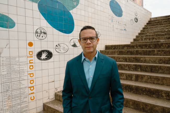 O candidato brasileiro Fábio Sá e Silva.