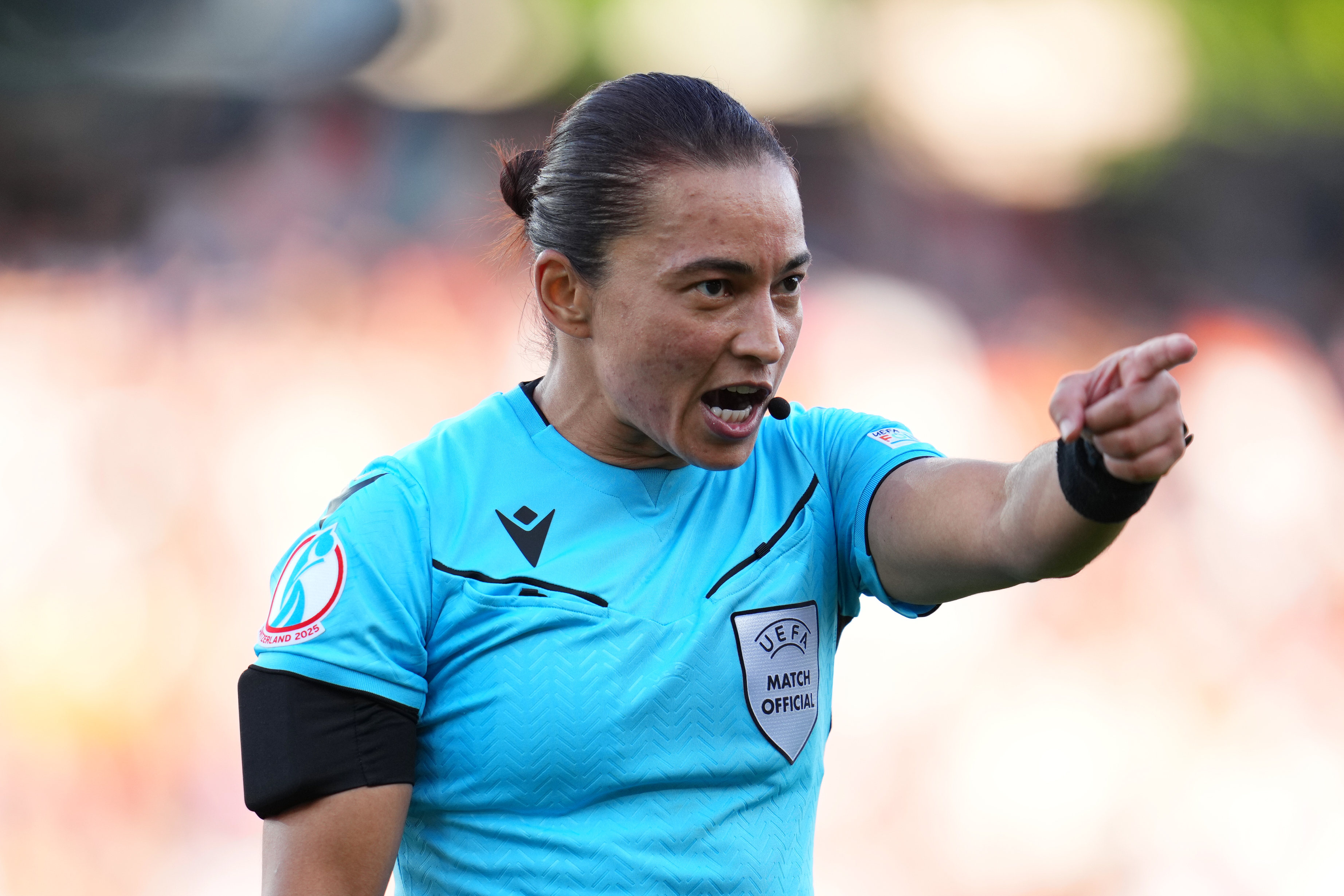 Brasil na Eurocopa? Conheça o trio de arbitragem brasileiro na semifinal entre Alemanha e Espanha