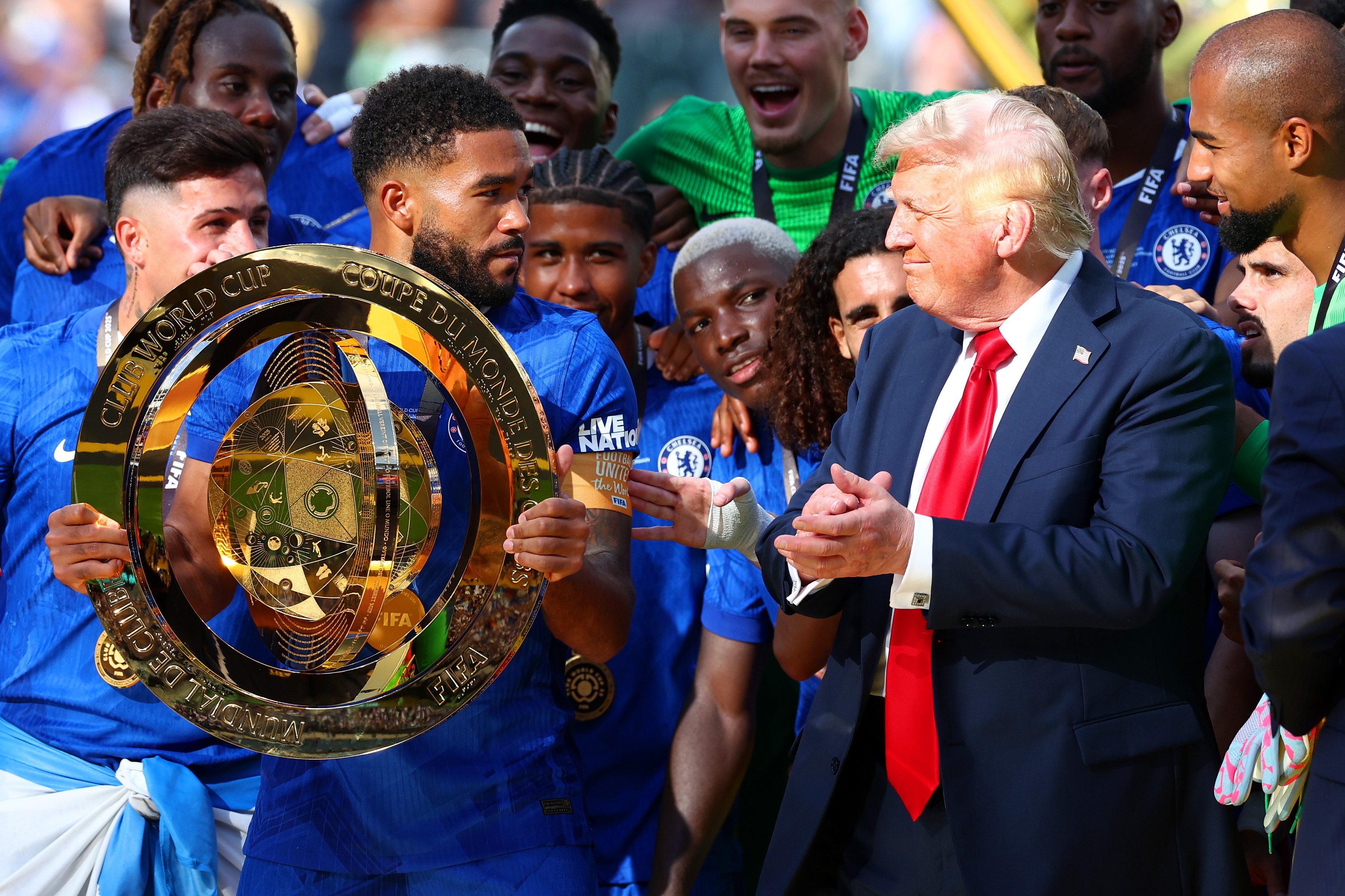 O que o capitão do Chelsea disse sobre a atitude de Trump na entrega do troféu do Mundial?