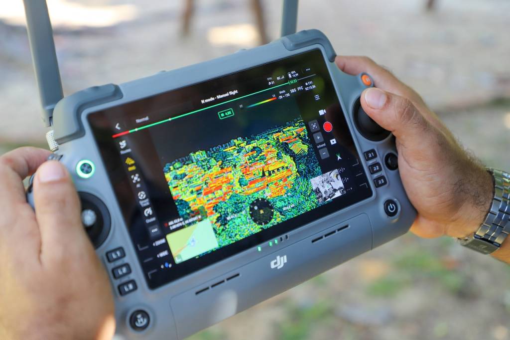 Manaus aposta em drones de alta precisão para monitorar cheias e queimadas