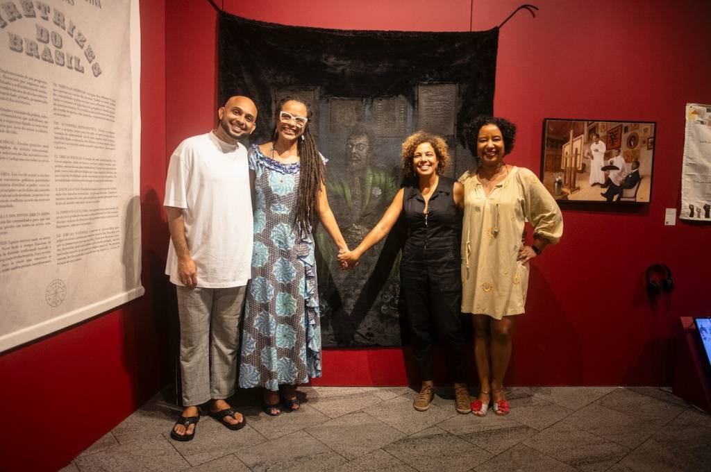 Exposição que traz questionamentos sobre a Constituição chega a Brasília