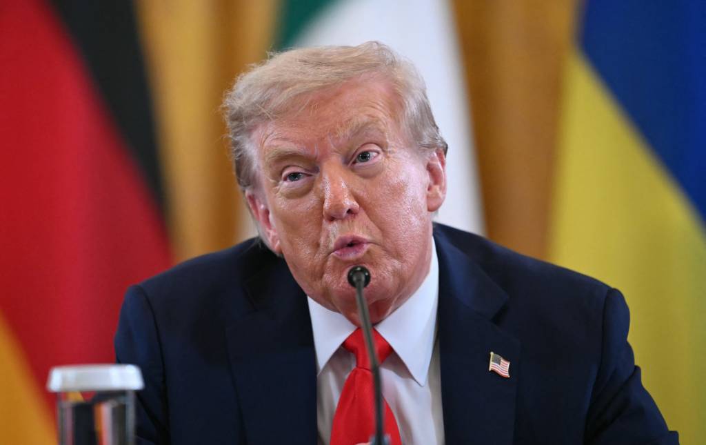 Trump ameaça impor tarifas a países que ‘discriminam’ big techs dos EUA