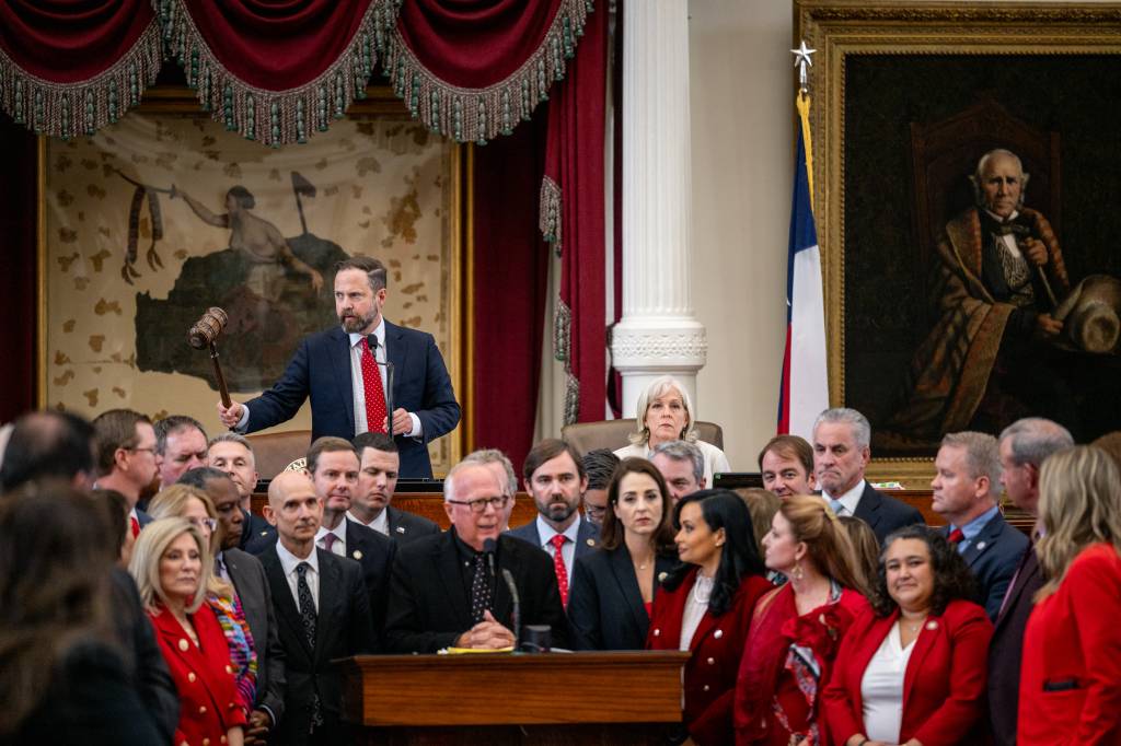 A mando de Trump, Texas aprova novo mapa eleitoral que beneficiará republicanos em 2026