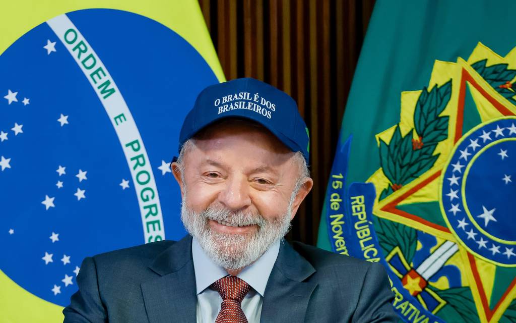 Lula cobra aliados que querem ser oposição sem sair do governo