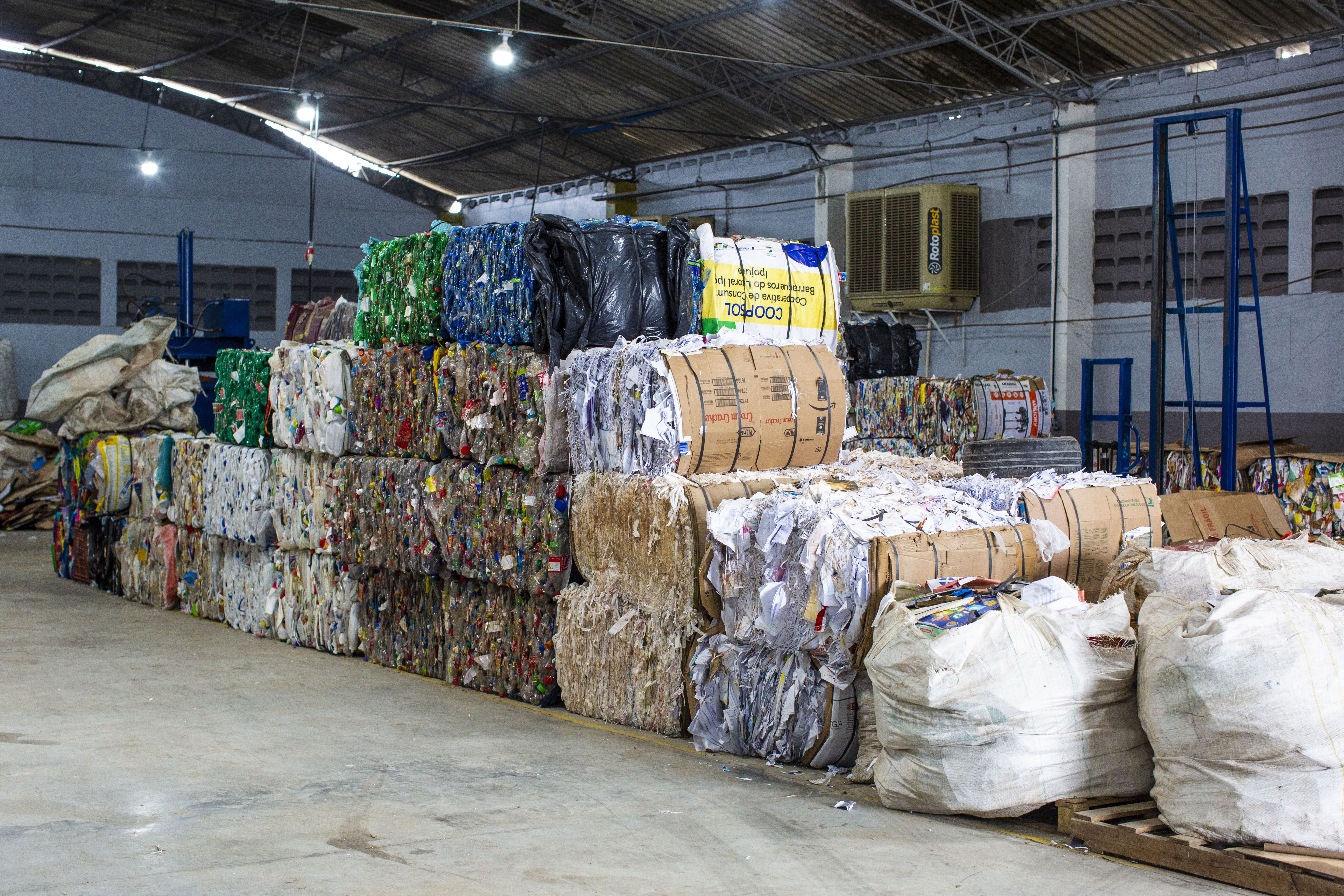 Governo fecha cerco aos créditos de reciclagem de embalagens plásticas