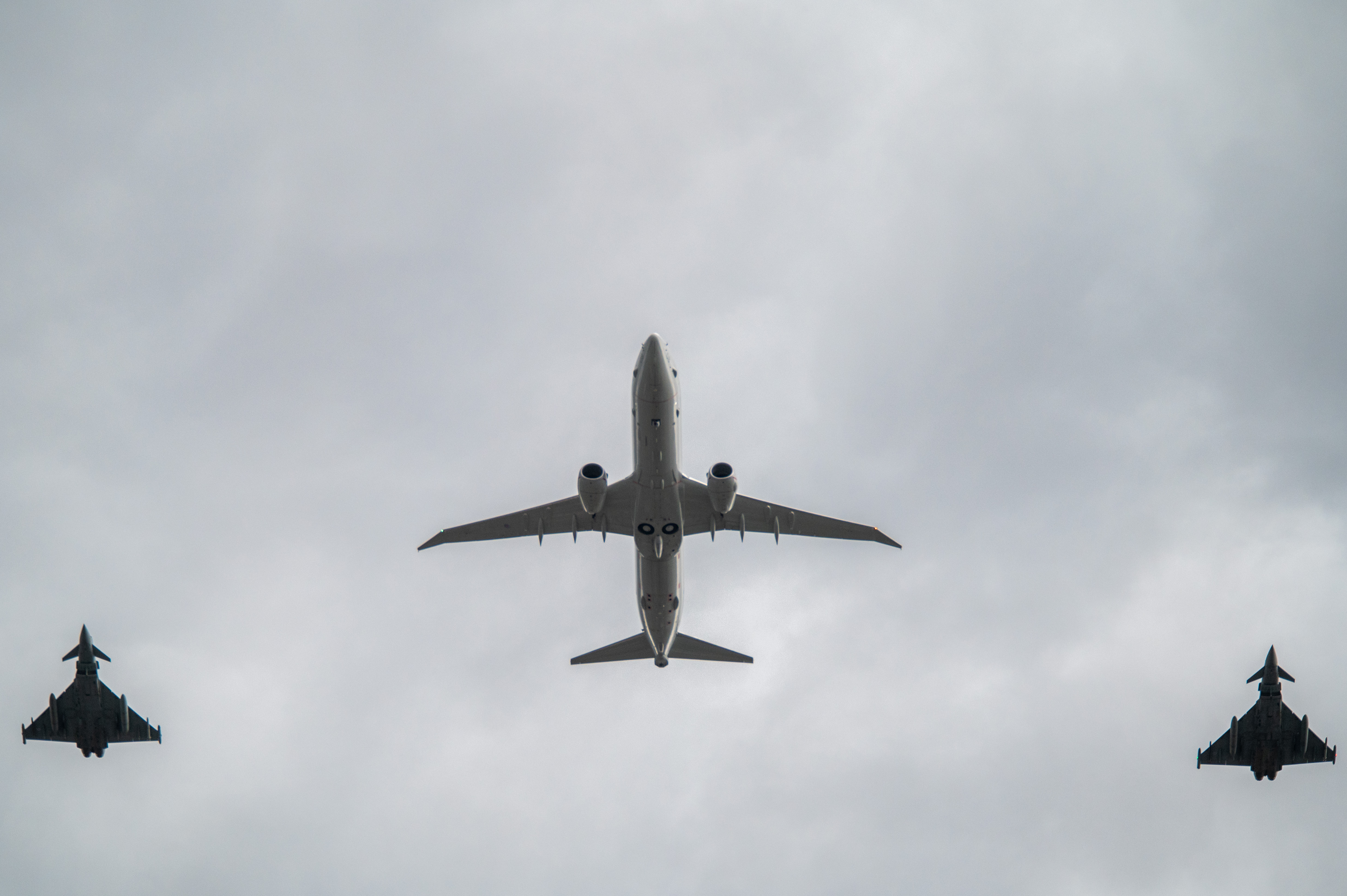 Em cerco a Maduro, aviões de vigilância dos EUA são vistos na costa da Venezuela