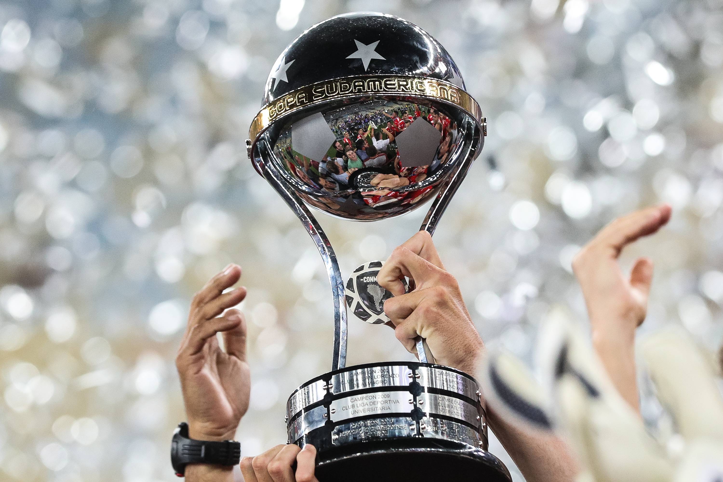 Copa Sul-Americana: do que Atlético-MG, Vasco e Bragantino precisam para se classificar hoje