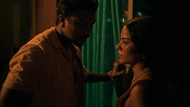 Xamã e Bella Campos no filme 'Cinco Tipos de Medo' -