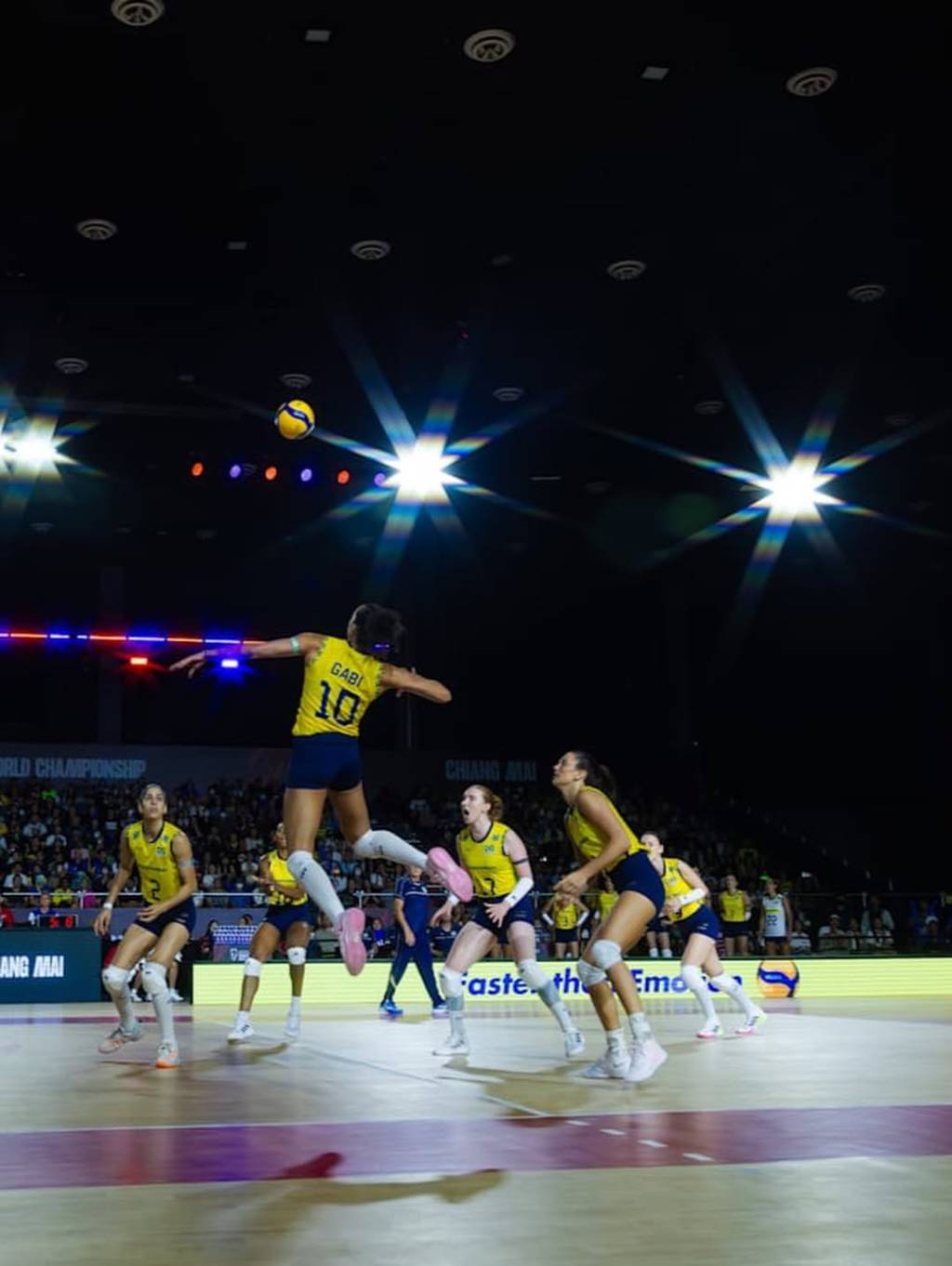 Brasil vence Grécia por 3 a 0 com tranquilidade na estreia do Mundial de Vôlei