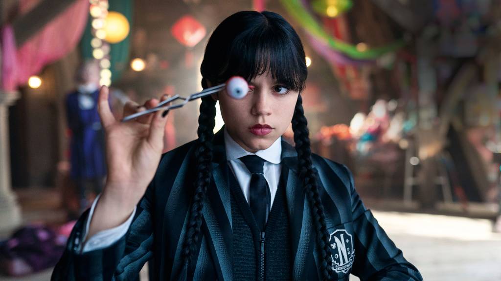 A alfinetada explícita da série ‘Wandinha’ em Donald Trump