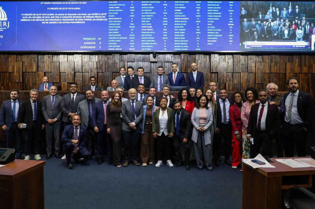 O recado de Bacellar após Castro voltar atrás sobre candidatura no Rio