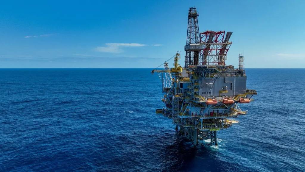 Paralisação na Bacia de Campos acende alerta em municípios dependentes de royalties