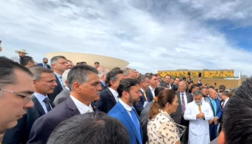 Prisão de Bolsonaro, tarifaço e juros: ‘Mercado’ debate efeito na economia