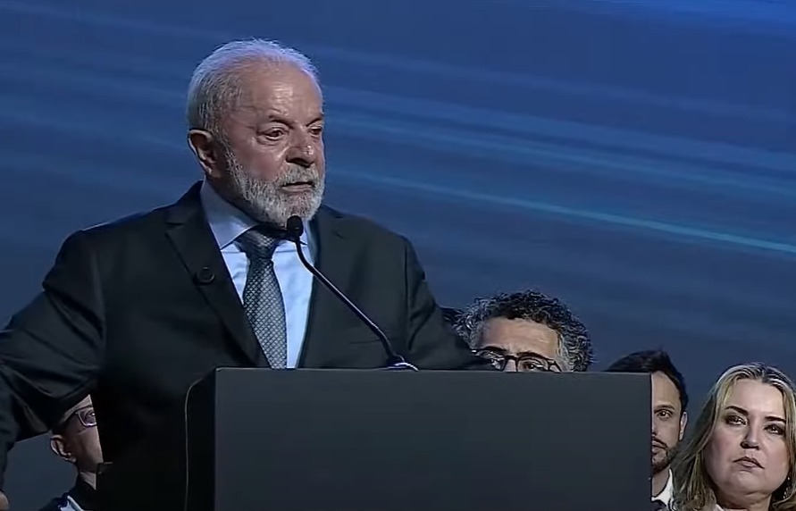 O que diz Lula sobre a candidatura presidencial de Tarcísio de Freitas