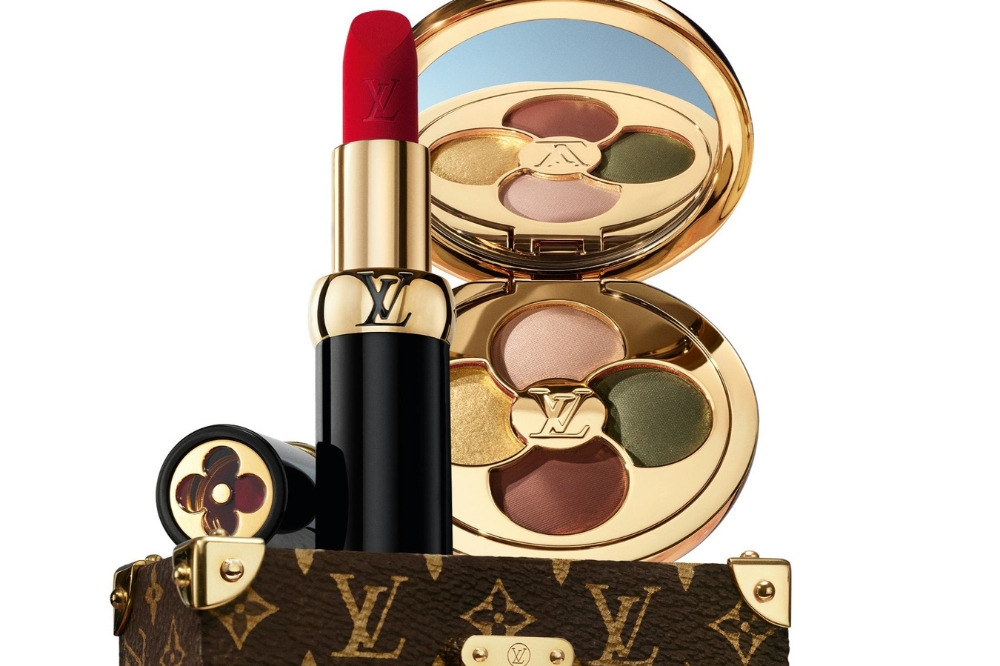 Batom de quase mil reais, escova de ouro e base de caviar: conheça os cosméticos mais caros do mundo