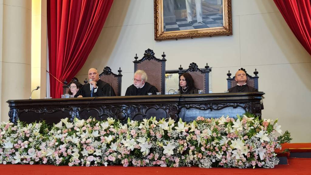 USP se manifesta em defesa de Alexandre de Moraes