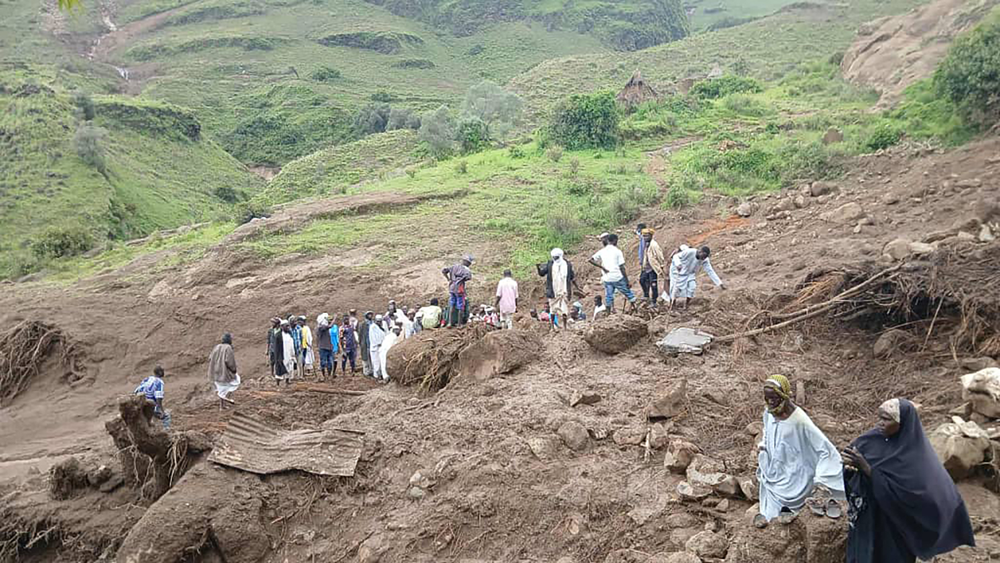 Deslizamento de terra deixa ao menos 1.000 mortos no Sudão