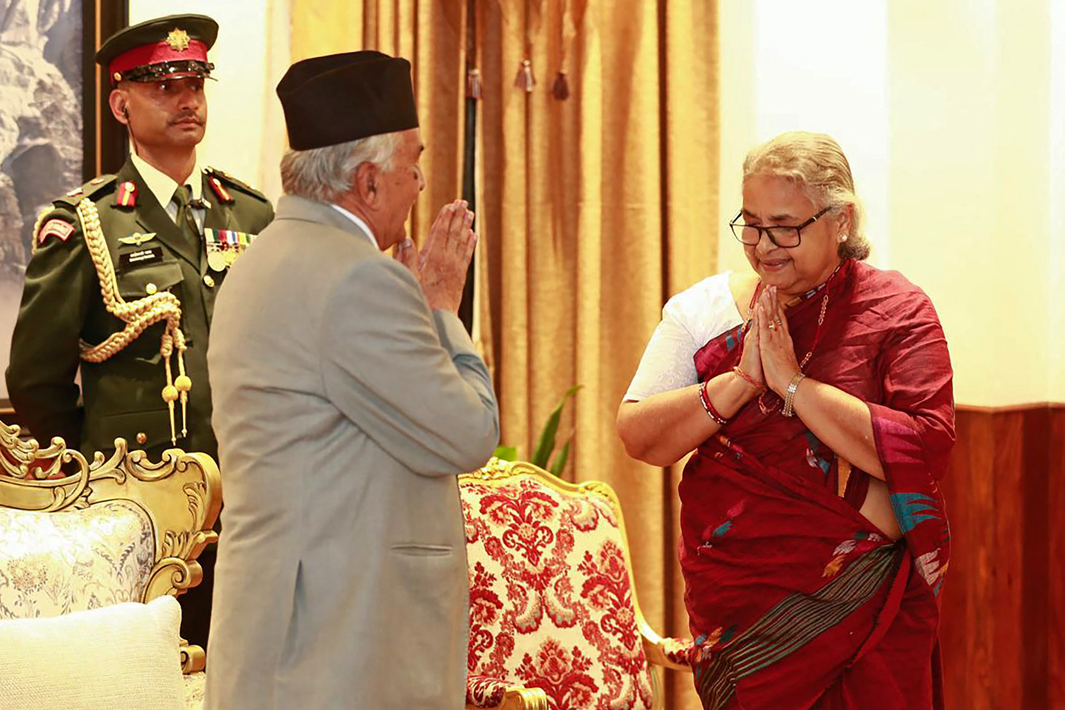 Nepal nomeia primeira mulher como premiê após protestos explosivos da Geração Z
