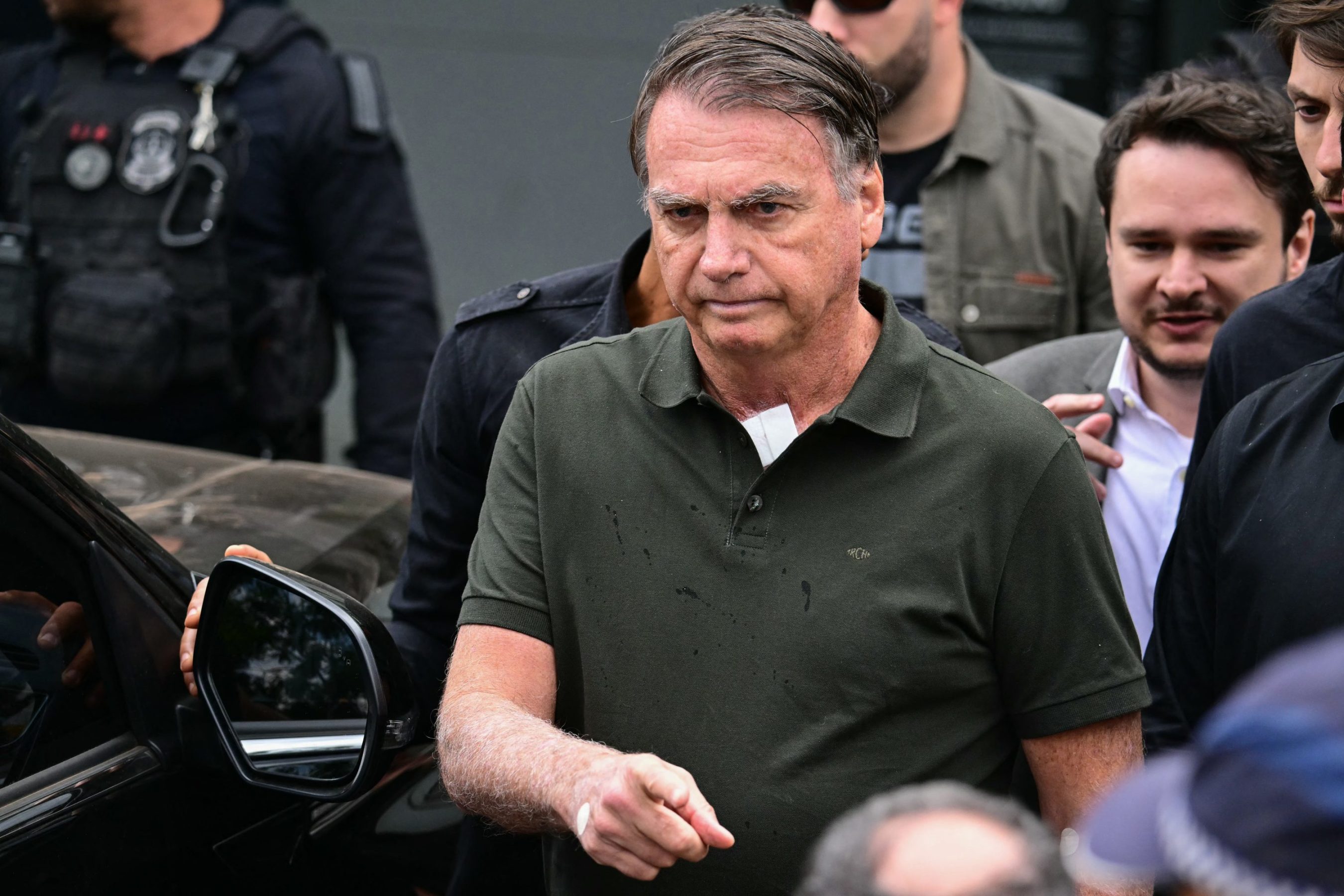 Vídeo de tornozeleira violada prejudicou narrativa de Jair Bolsonaro nas redes