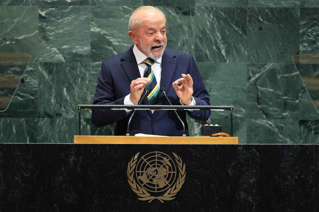 Lula faz alerta sobre avanço da ultradireita e pede autocrítica da esquerda em evento na ONU