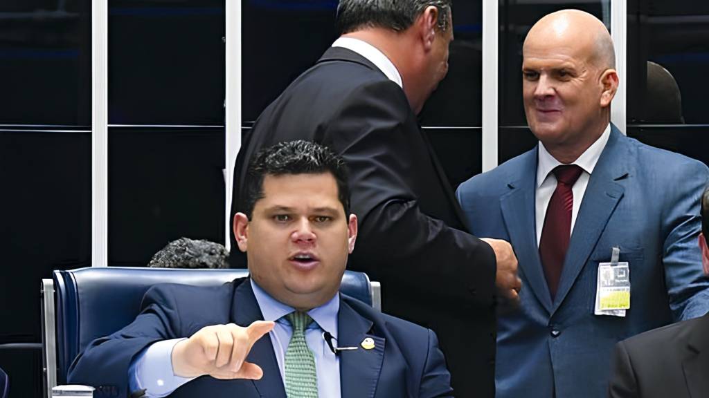 Governistas derrubam pedido de quebra de sigilo do homem de confiança de Davi Alcolumbre