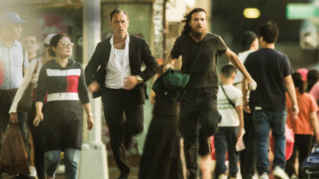 ‘Black Rabbit’: série da Netflix traz Jude Law e Jason Bateman como irmãos