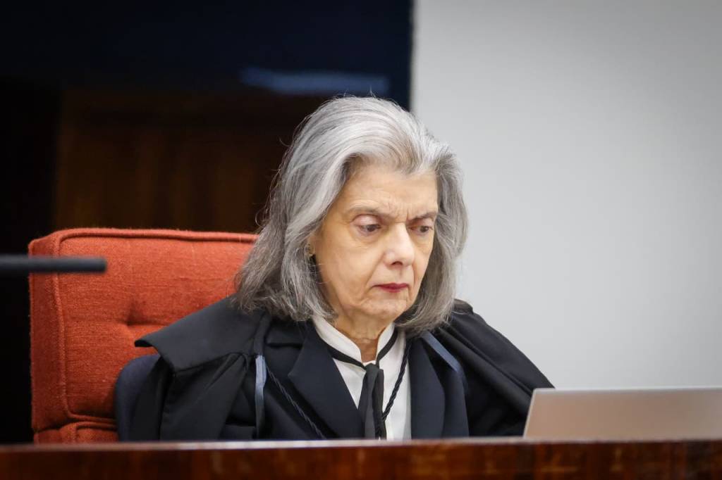 O poema citado por Cármen Lúcia em condenação de Bolsonaro