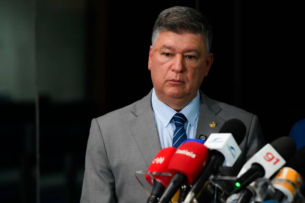 Ex-diretor do INSS é conduzido coercitivamente para depor, diz presidente da CPMI