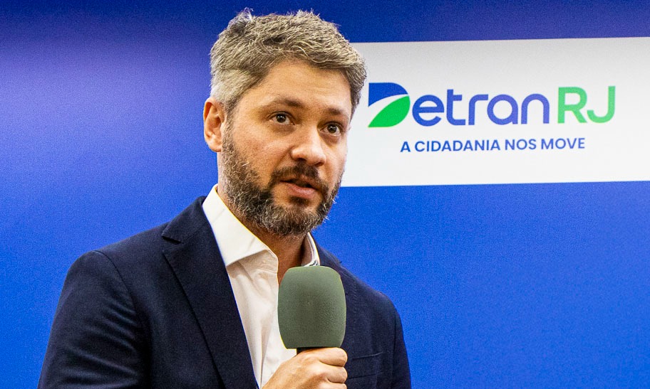 Governador Cláudio Castro nomeia delegado para a presidência do Detran-RJ