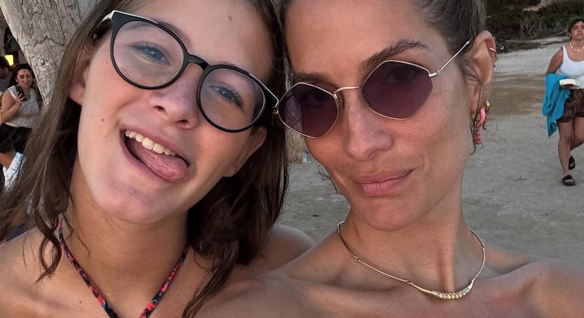 Velório de Anne Marie reúne familiares e amigos famosos em SP