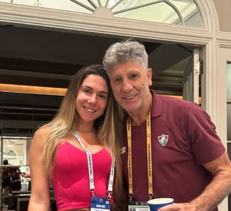 Filha de Renato Gaúcho defende o pai após críticas em meio a demissão