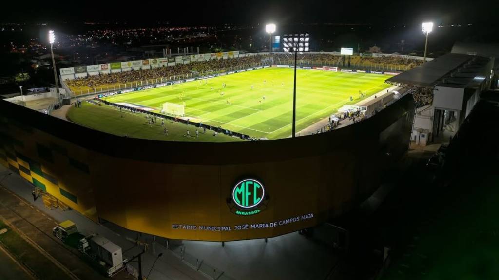 Estádio Municipal José Maria de Campos Maia
