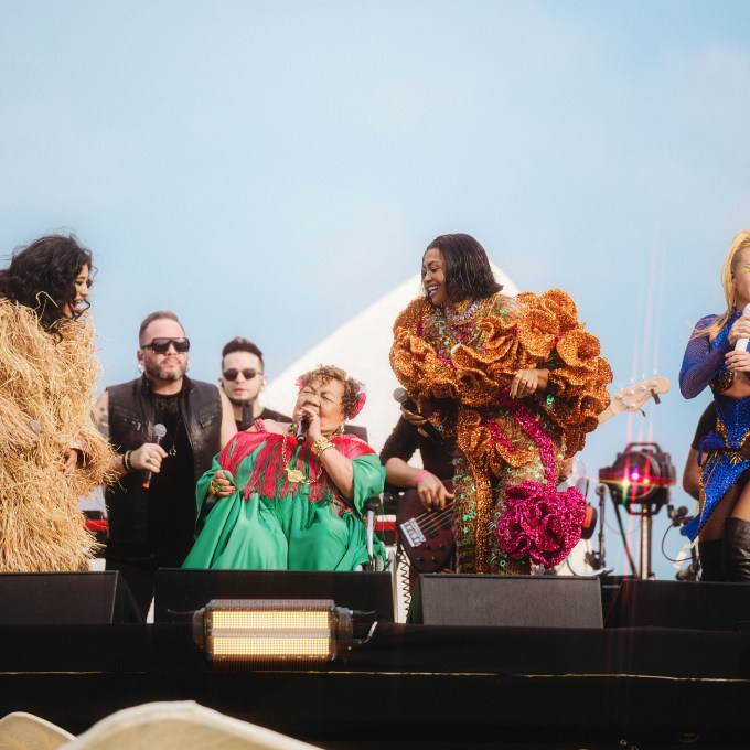 Os perrengues do Amazônia Live com Mariah Carey: chuva e pausa