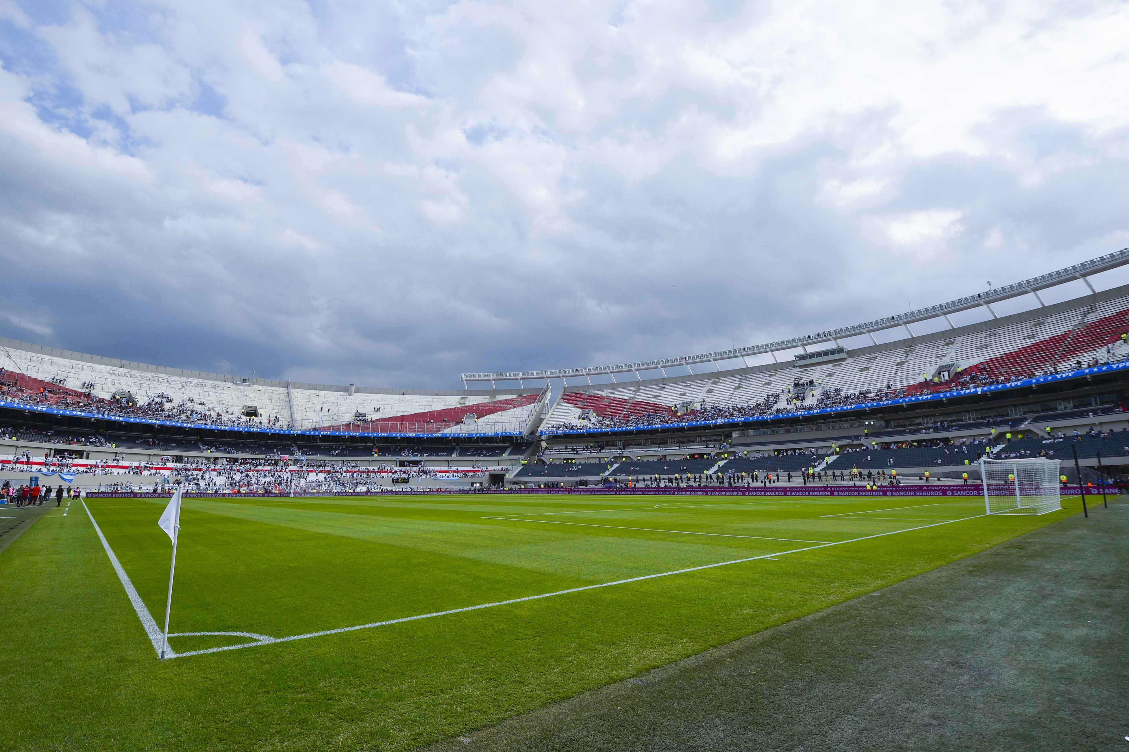River Plate x RB Bragantino: onde assistir, horário e escalações