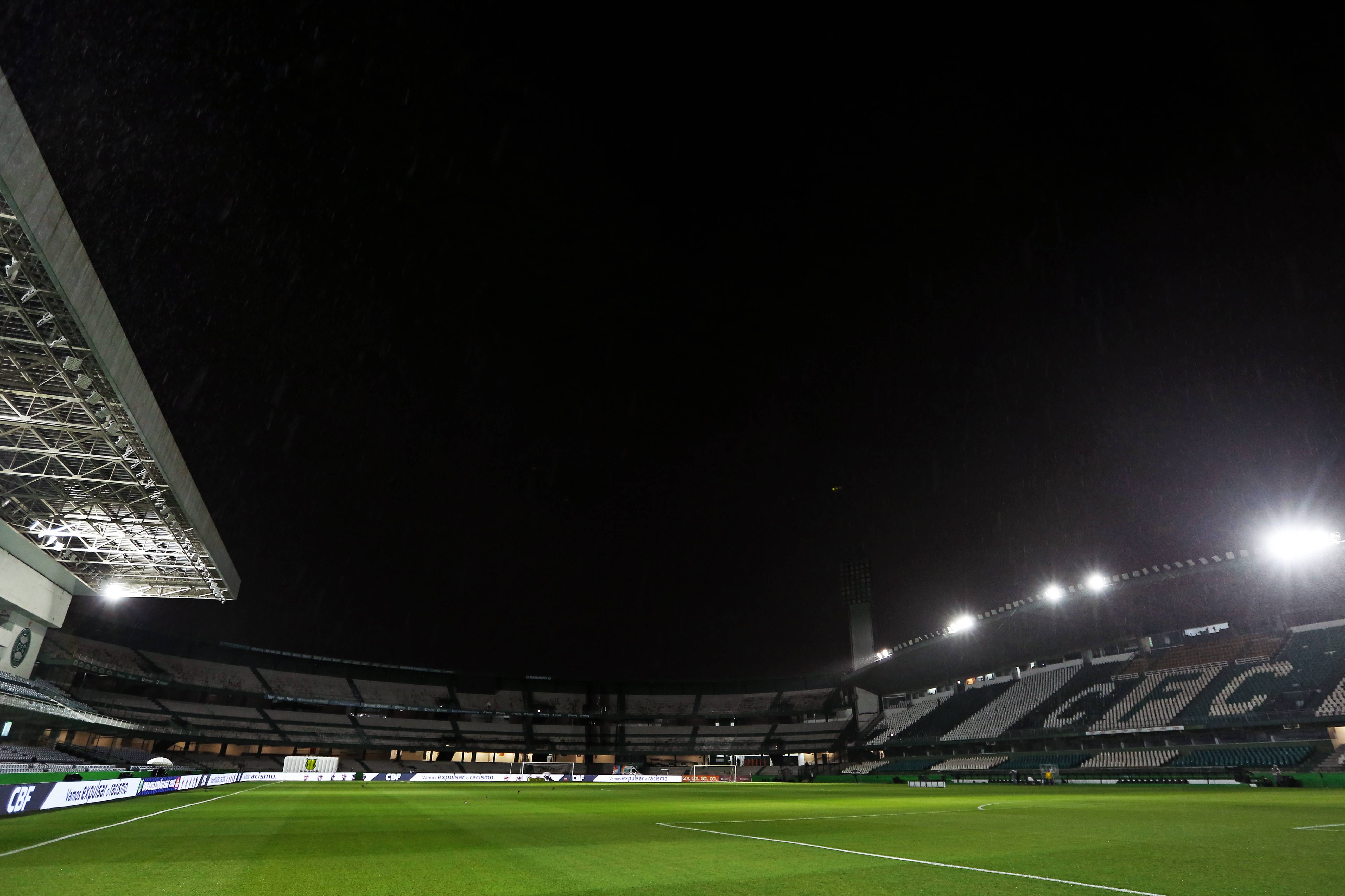 Coritiba x Palmeiras no Brasileirão: onde assistir, horário e escalações