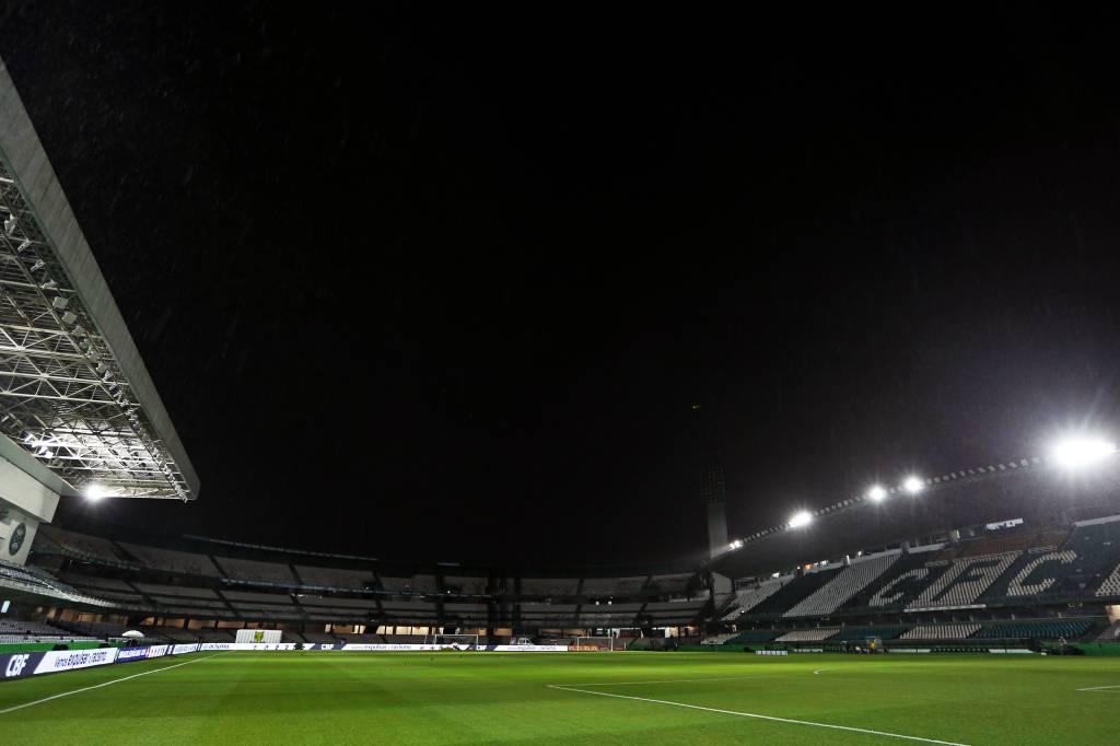 Coritiba x CRB: onde assistir, horário e escalações