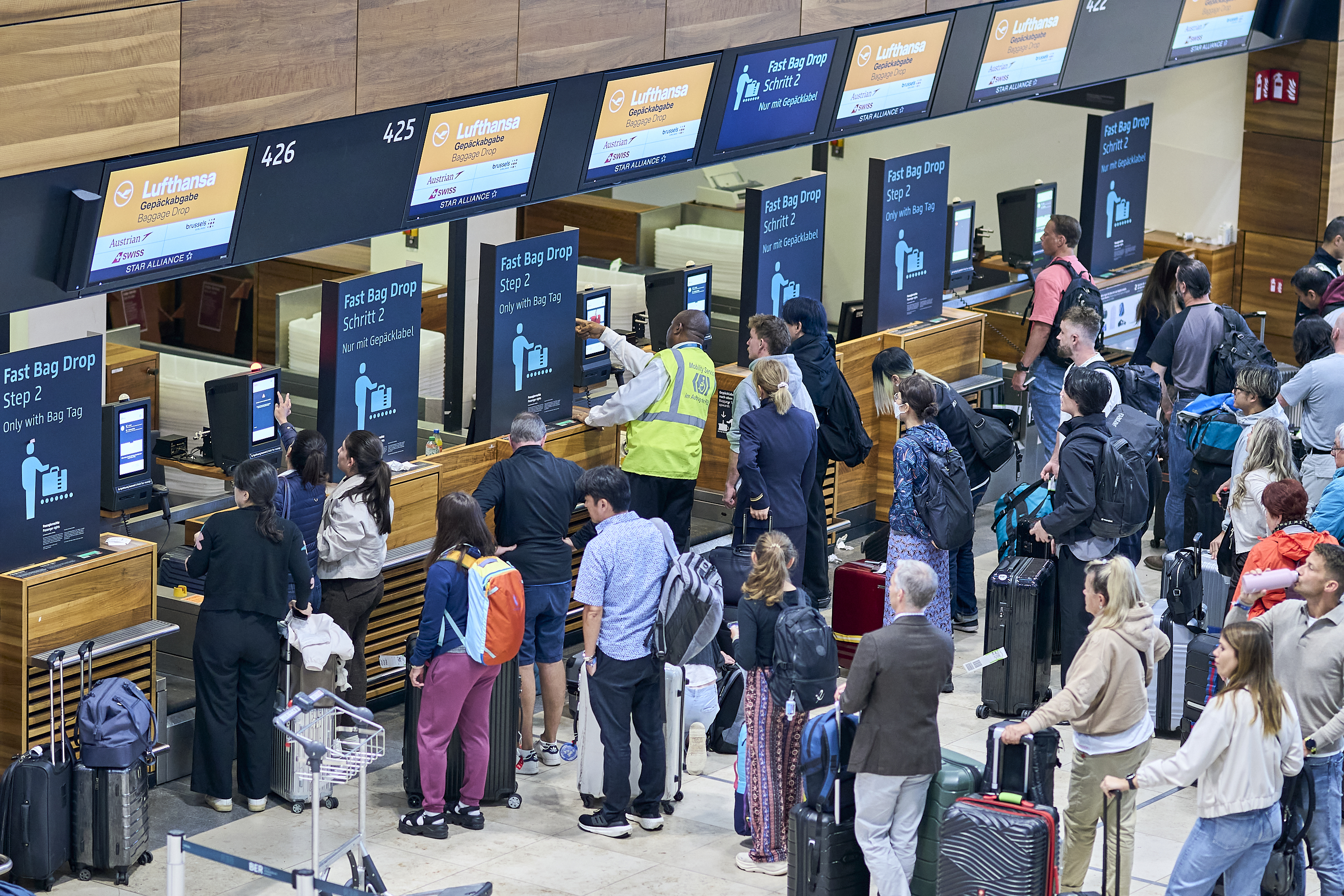 Interrupções em aeroportos foram causadas por sequestro de dados, diz agência da UE