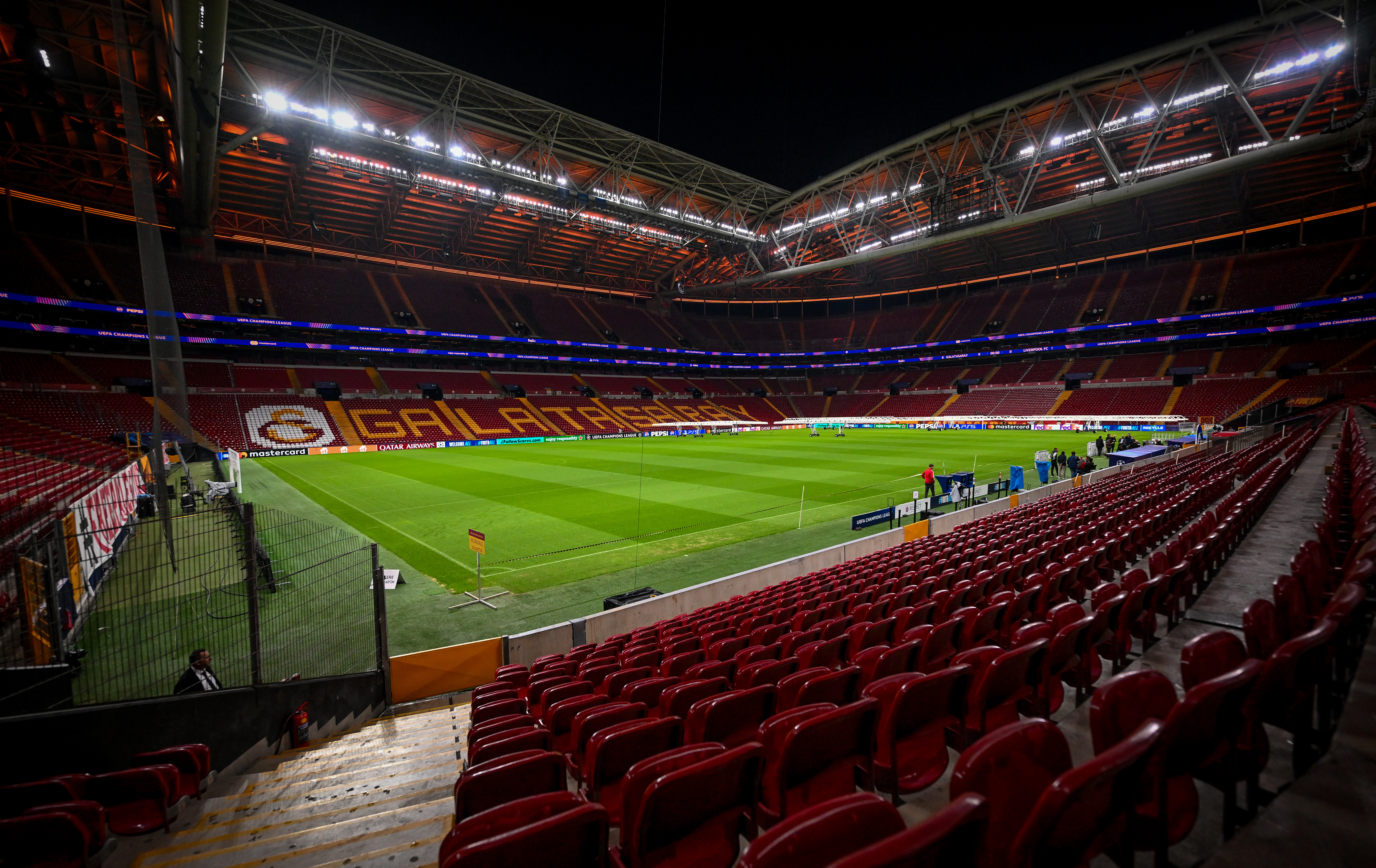 Galatasaray x Liverpool na Champions: onde assistir, horário e escalações