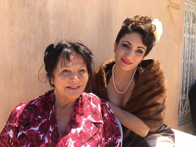LIsolaDelPerdono_ClaudiaCardinale&PaolaLavini Claudia Cardinale e Paola Lavini no set de The Island of Forgiveness (2022) -