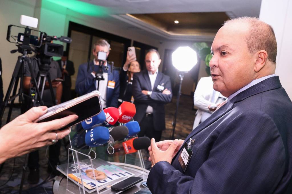 Hoje o STF não só condena, ele humilha, diz Ibaneis Rocha