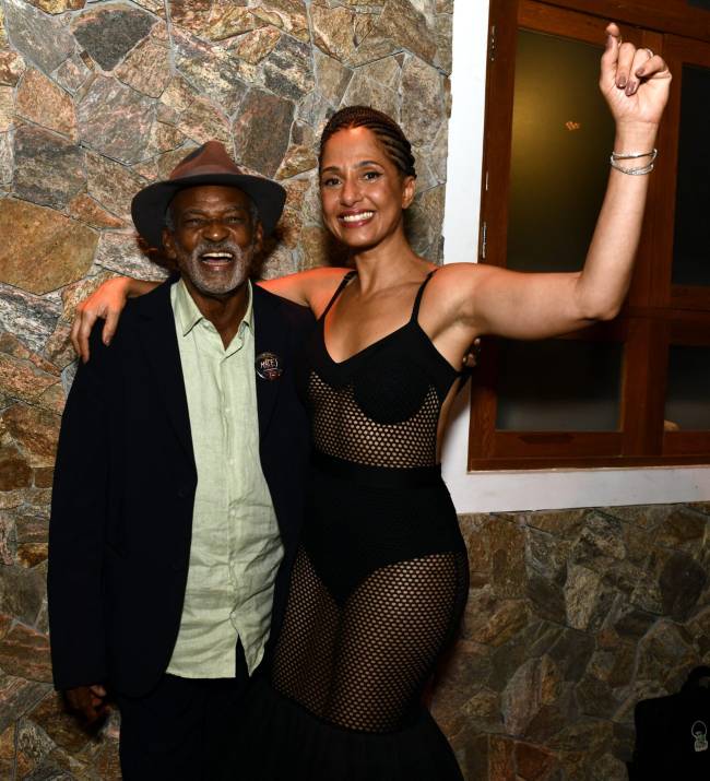 Antonio e Camila Pitanga