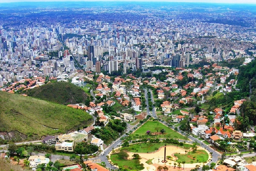 Belo Horizonte lidera inadimplência no Brasil com 65% das famílias em atraso