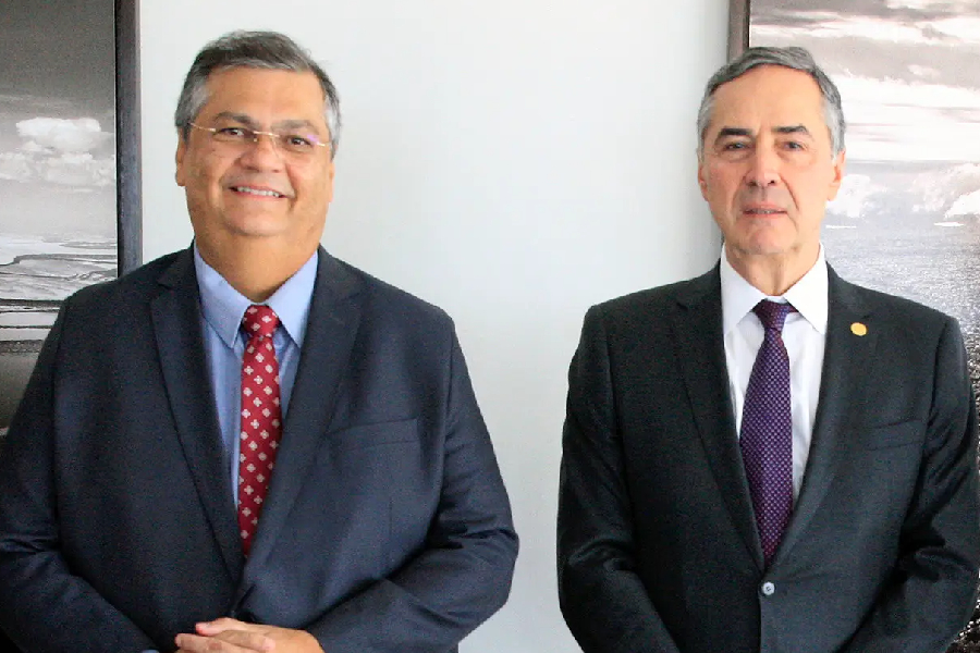 Flávio Dino e Barroso debatem regulação de IA e data centers