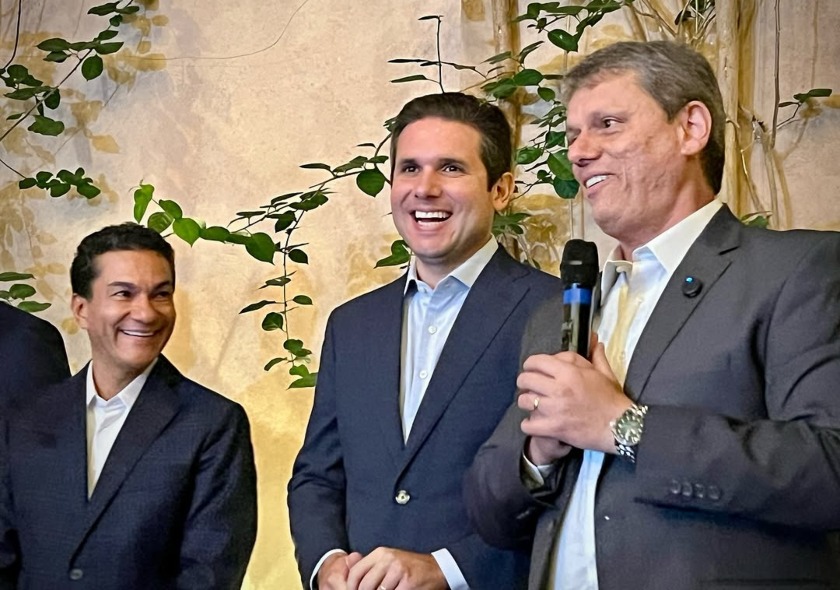 Os seis partidos que gostariam de ver Tarcísio contra Lula em 2026