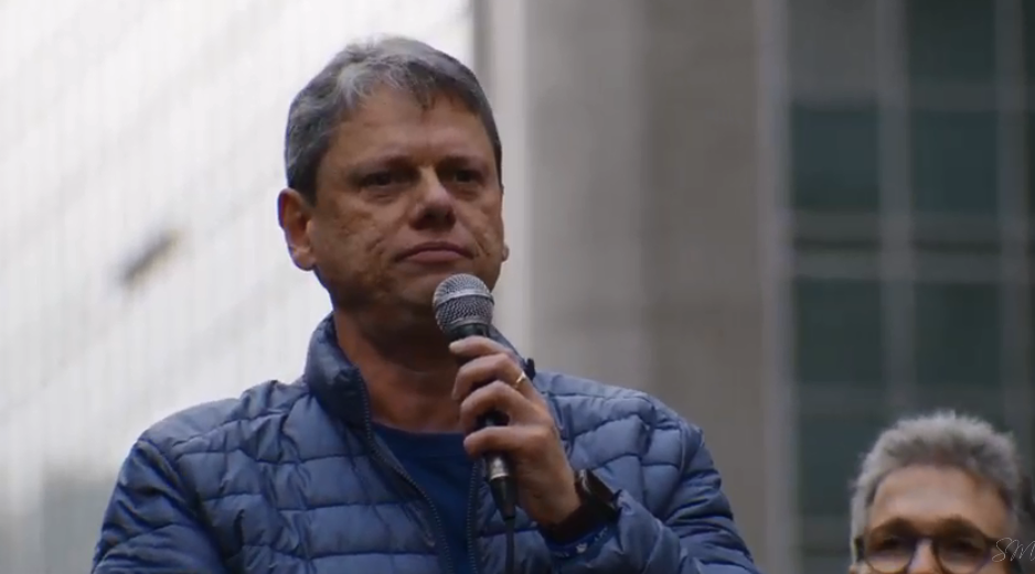 Tarcísio sobe o tom na crítica ao STF e pressiona Motta por anistia