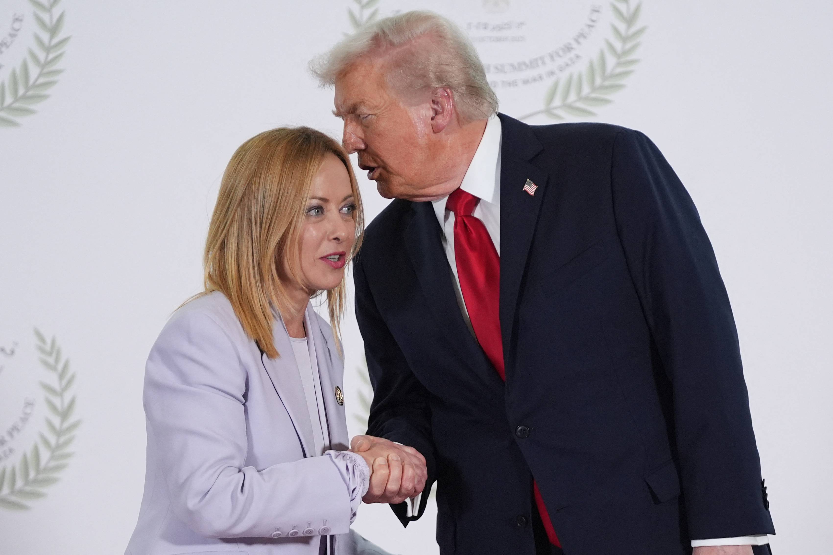 Trump vai a reunião da Otan para pressionar aliados por mais gastos em defesa