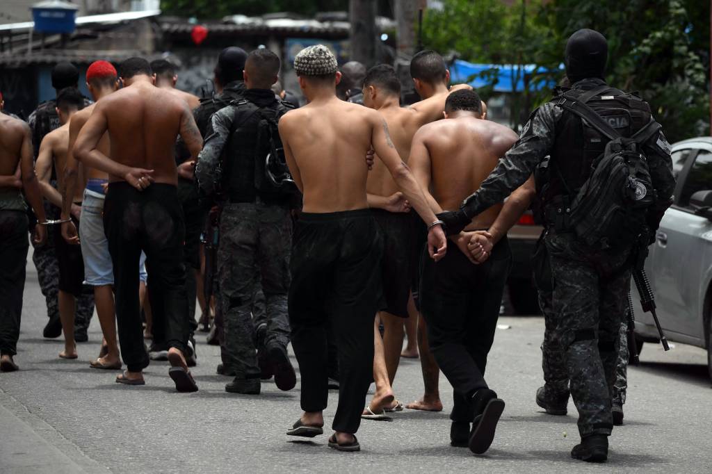 Pesquisa: maioria aprova operação no Rio e diz que não houve excesso da polícia