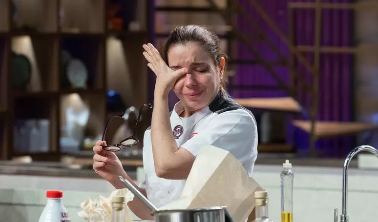 A participante do MasterChef Confeitaria Marina Queiroz