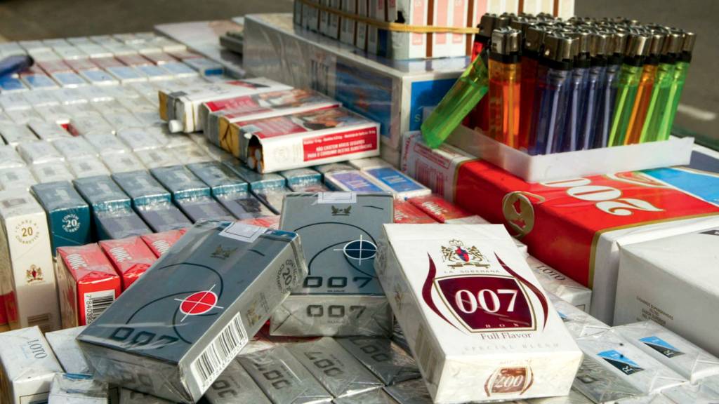 Estudo da FGV aponta elo direto de cigarros ilegais com violência no país
