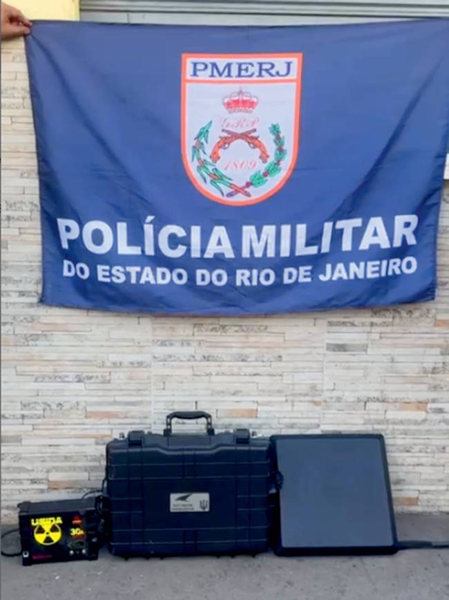 NO CHÃO - Jammer: fabricado pelo crime, aparelho impede sobrevoos